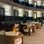 Hotel Ebbi