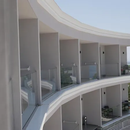 Ebbi Hotel